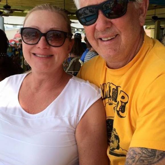 Meet your Posher, Gloria - Picture 1 of 1